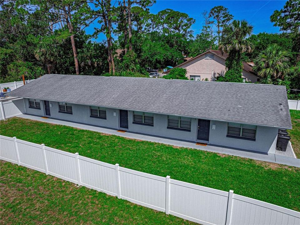 For Sale: $990,000 (6 beds, 3 baths, 2240 Square Feet)