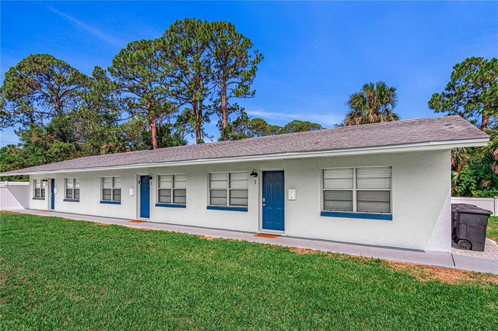 For Sale: $990,000 (6 beds, 3 baths, 2240 Square Feet)