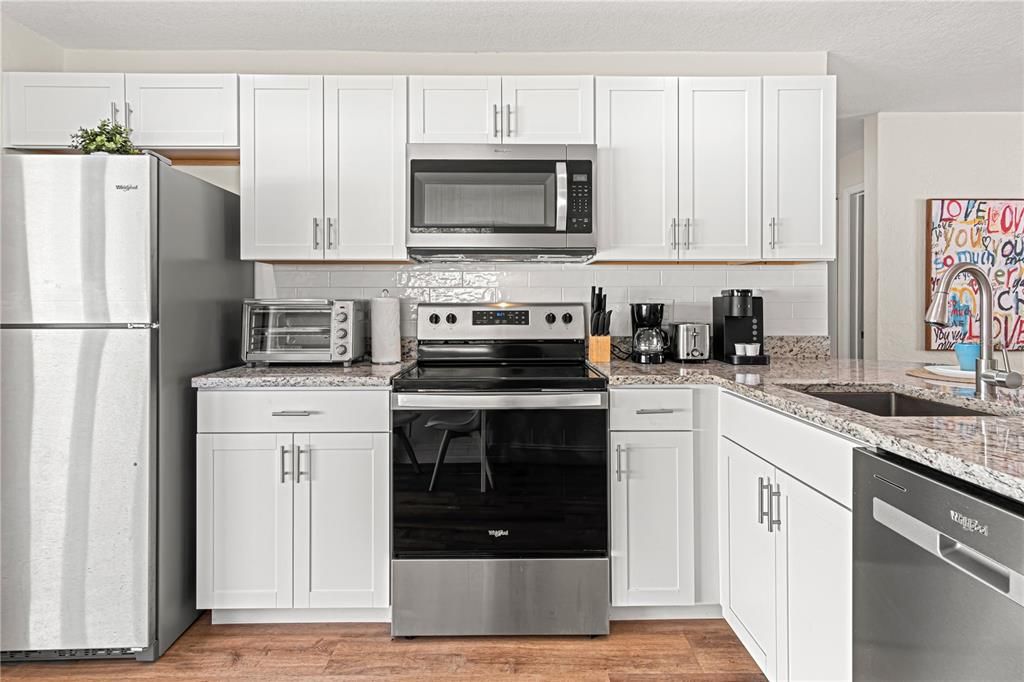 For Sale: $990,000 (6 beds, 3 baths, 2240 Square Feet)