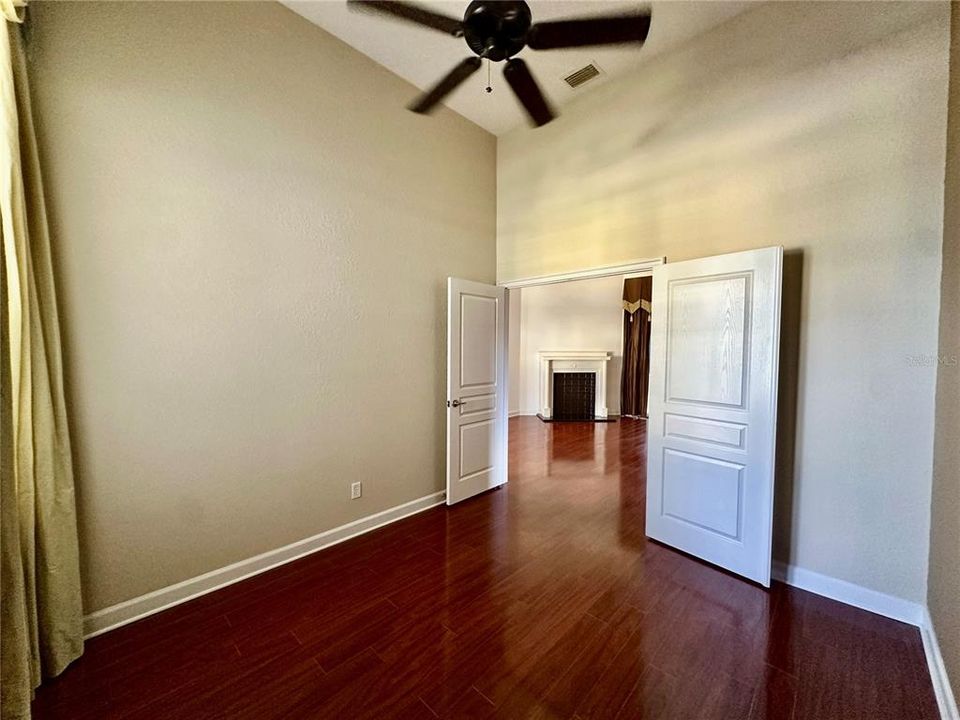 Activo con contrato: $440,000 (4 camas, 3 baños, 2888 Pies cuadrados)