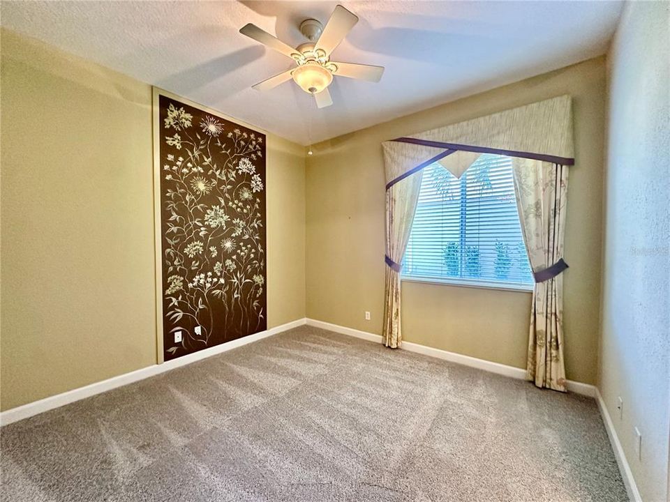 Activo con contrato: $440,000 (4 camas, 3 baños, 2888 Pies cuadrados)