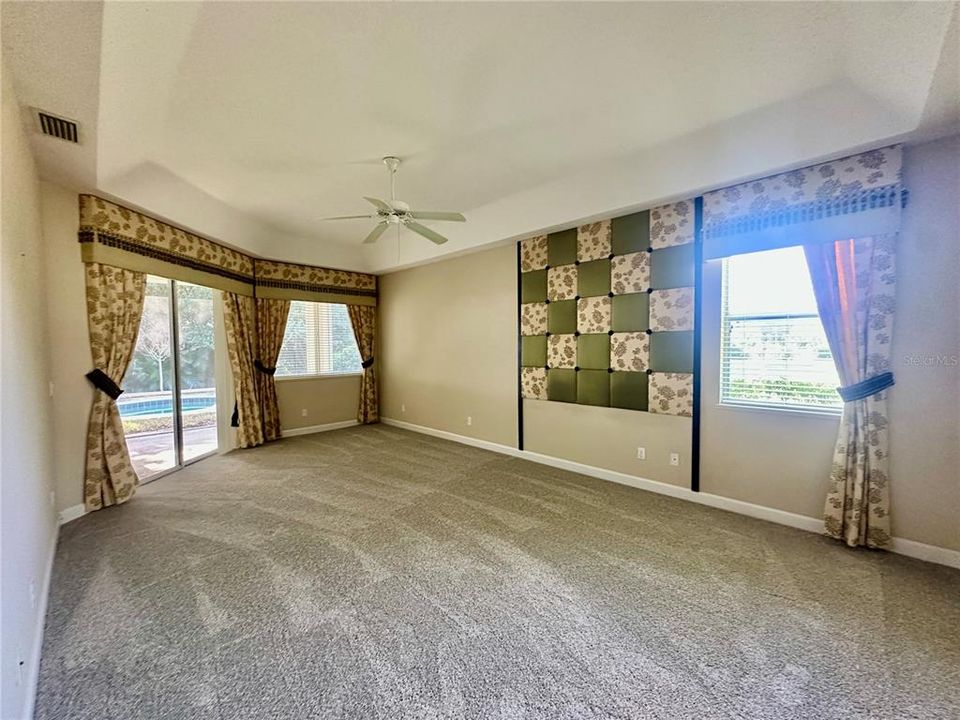 Activo con contrato: $440,000 (4 camas, 3 baños, 2888 Pies cuadrados)