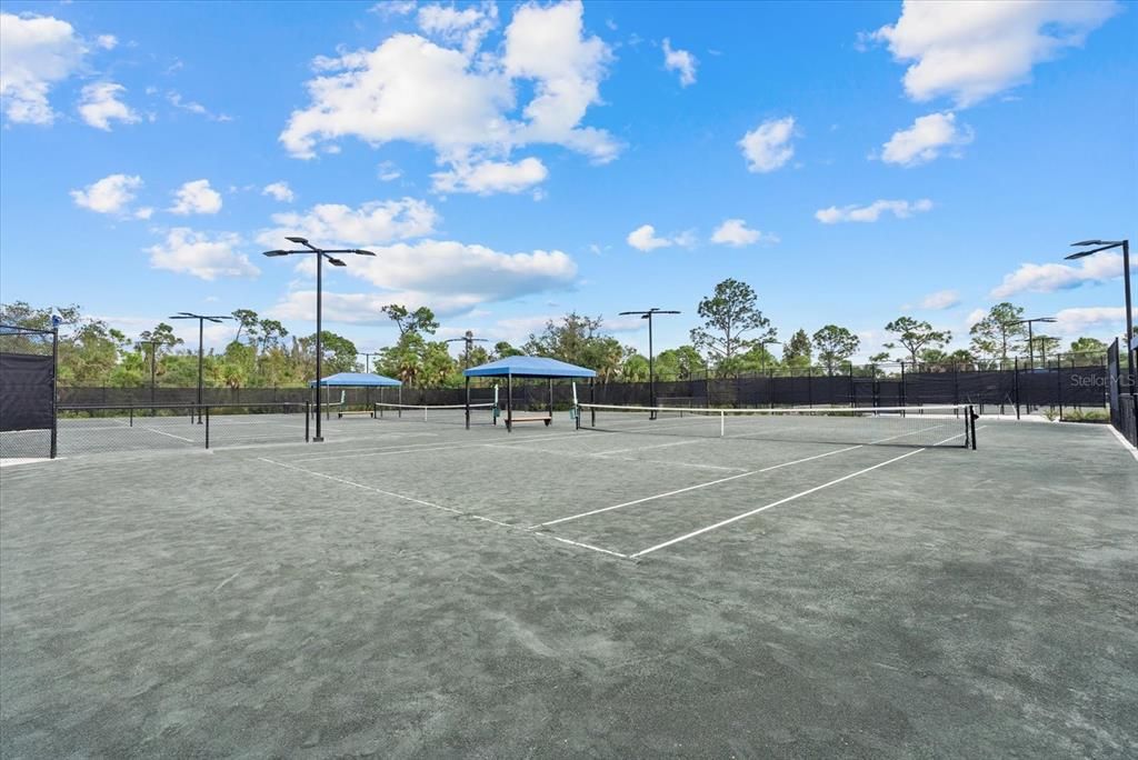 出租: $5,500 (3 贝兹, 2 浴室, 1313 平方英尺)