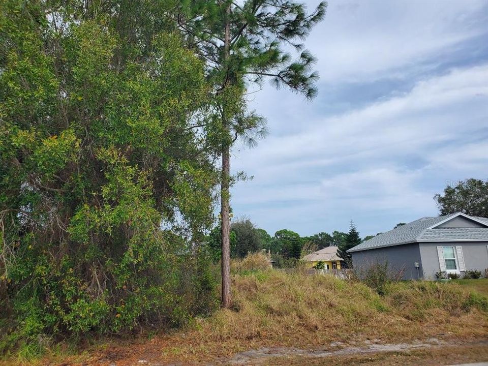 En Venta: $165,000 (0.24 acres)