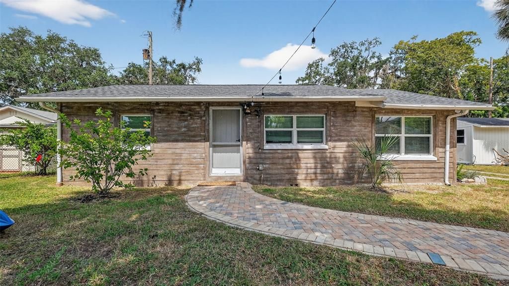 En Venta: $395,000 (3 camas, 1 baños, 912 Pies cuadrados)