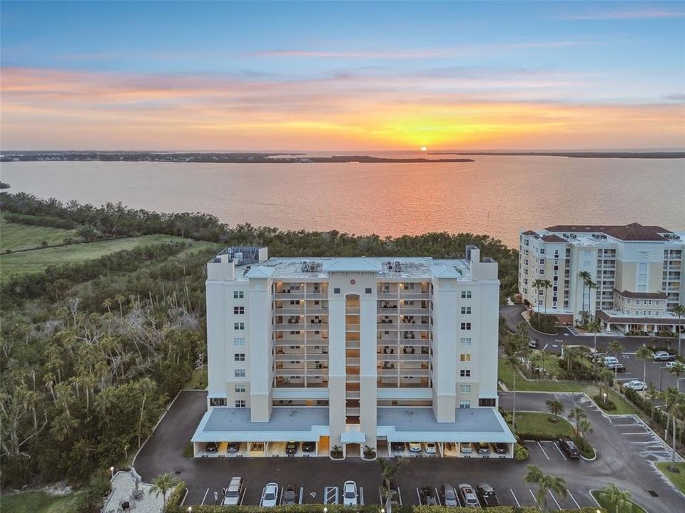 En Venta: $200,000 (2 camas, 2 baños, 1227 Pies cuadrados)