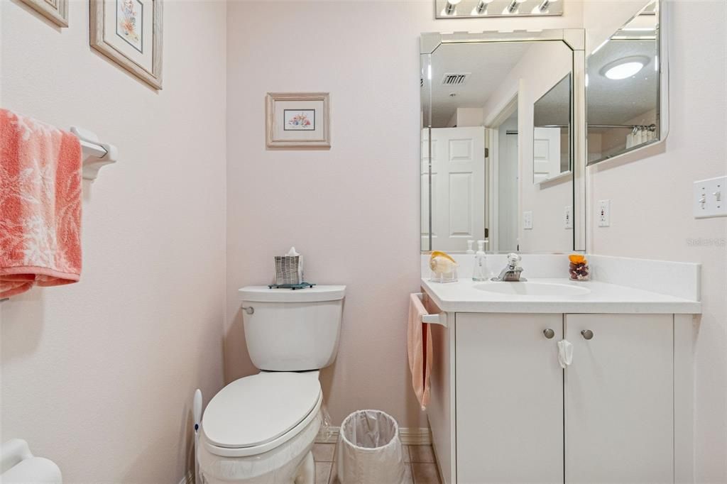 En Venta: $200,000 (2 camas, 2 baños, 1227 Pies cuadrados)