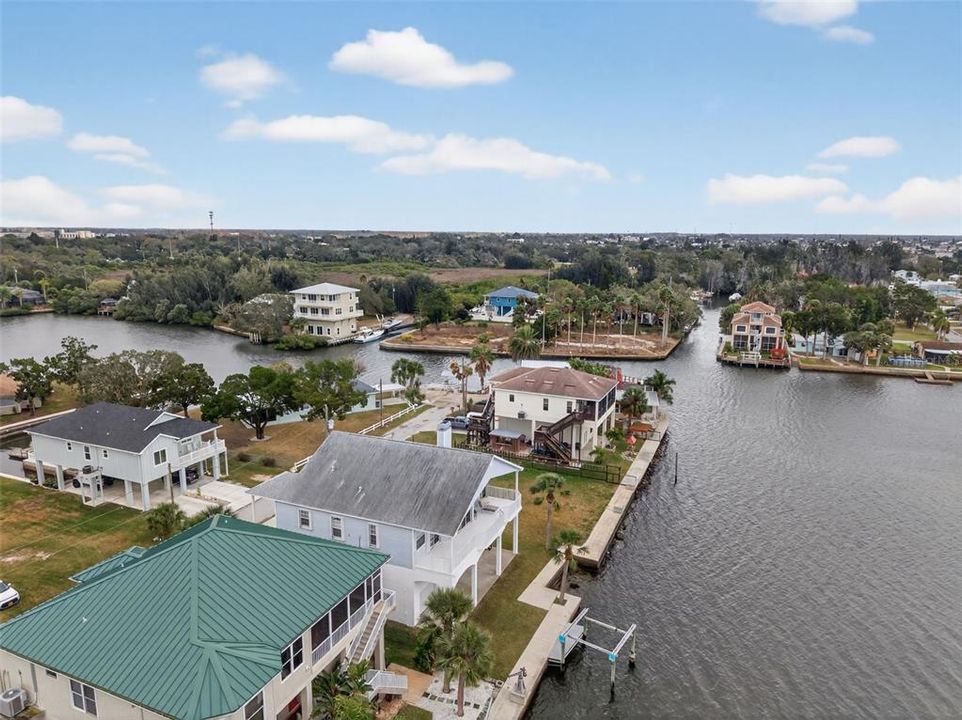 На продажу: $875,000 (3 спален, 2 ванн, 1800 Квадратных фут)