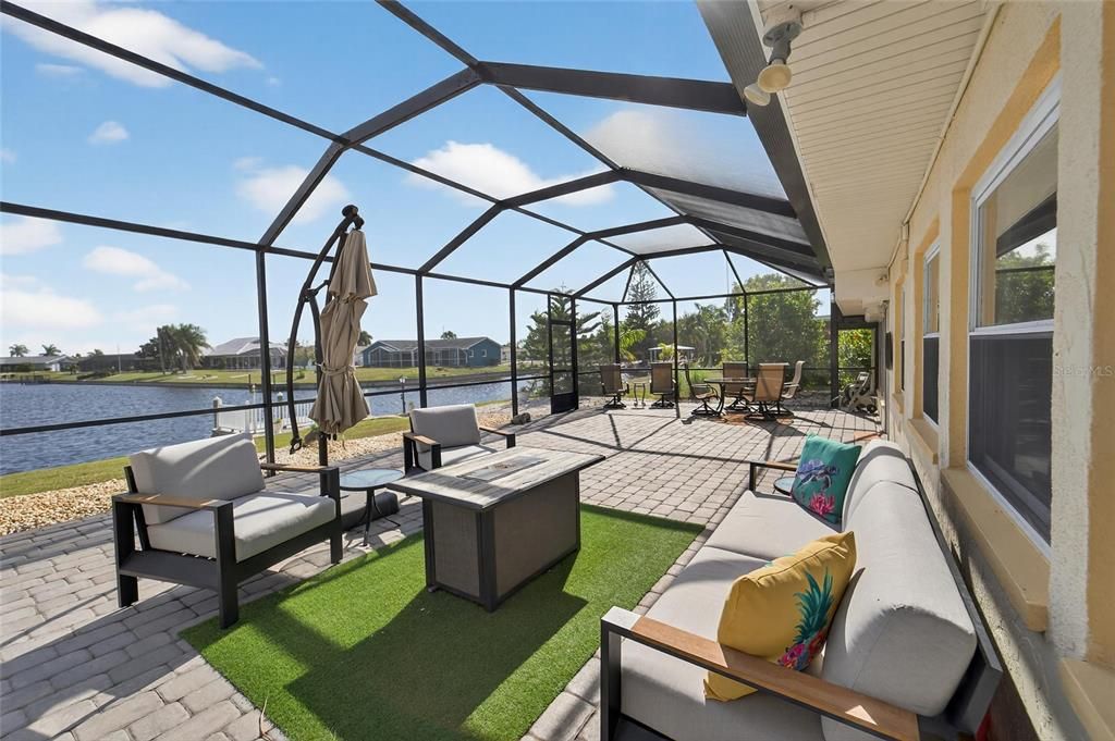 En Venta: $429,900 (2 camas, 2 baños, 2078 Pies cuadrados)