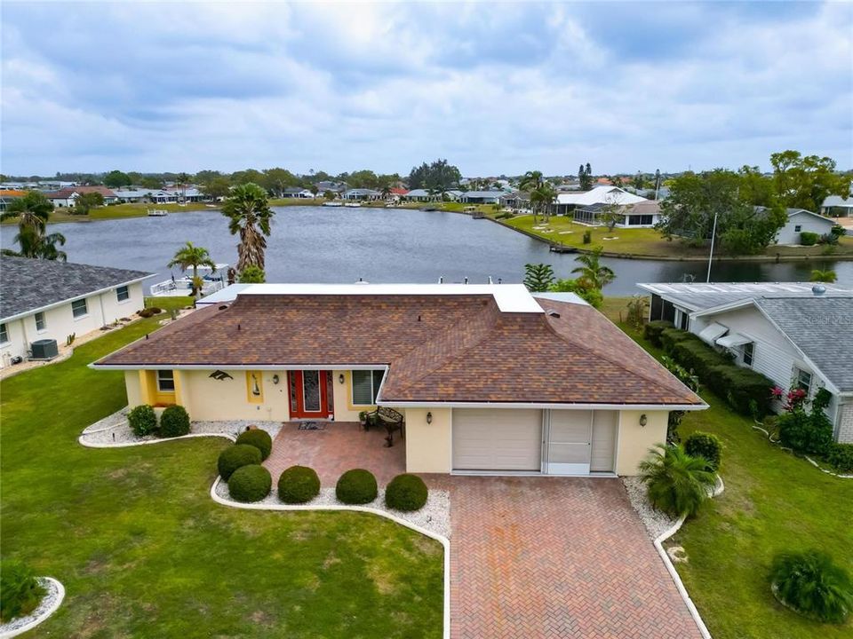 En Venta: $429,900 (2 camas, 2 baños, 2078 Pies cuadrados)