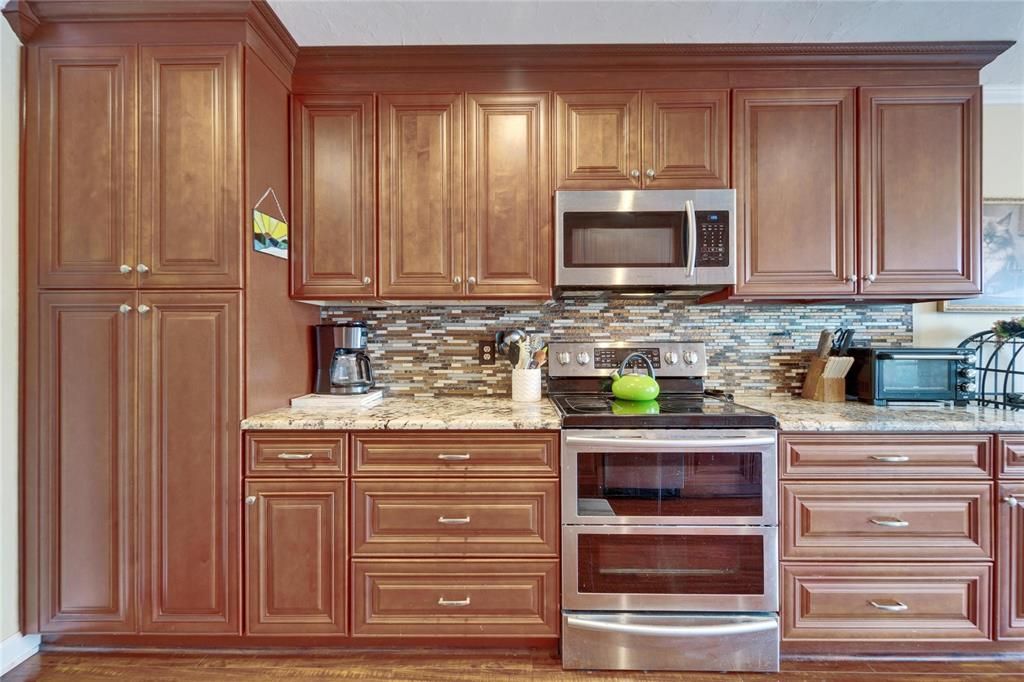 En Venta: $429,900 (2 camas, 2 baños, 2078 Pies cuadrados)