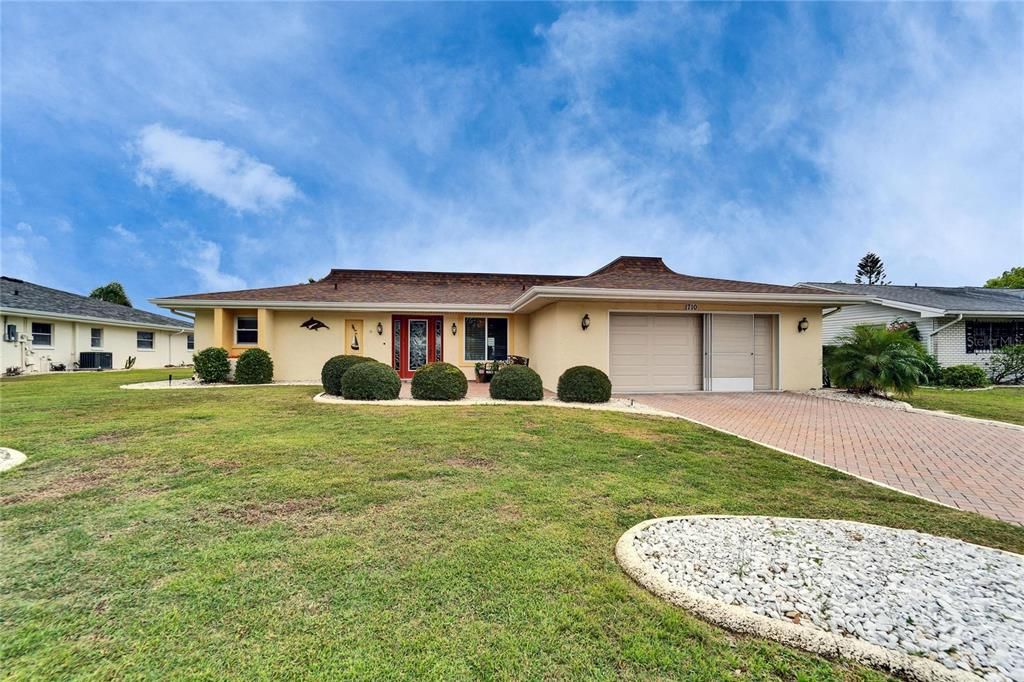 En Venta: $429,900 (2 camas, 2 baños, 2078 Pies cuadrados)
