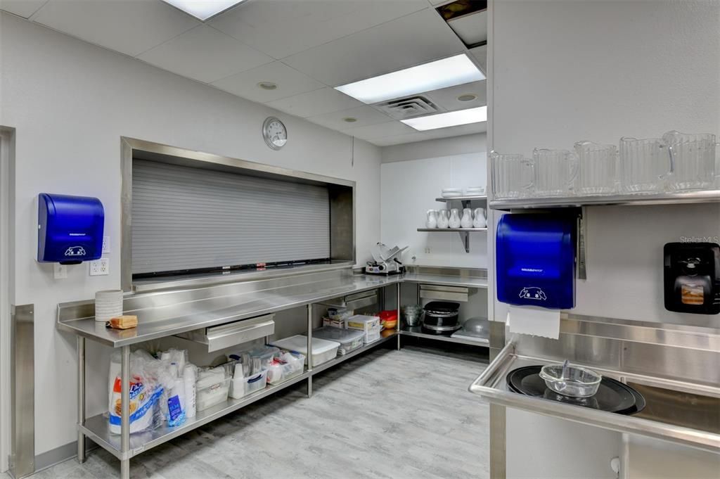 Activo con contrato: $115,000 (1 camas, 1 baños, 645 Pies cuadrados)