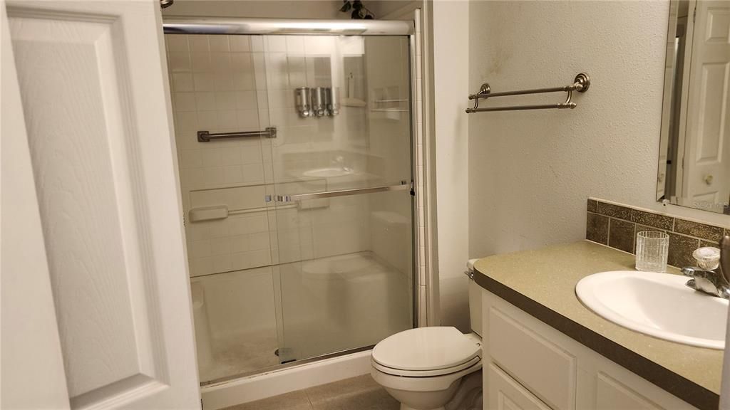 Activo con contrato: $115,000 (1 camas, 1 baños, 645 Pies cuadrados)