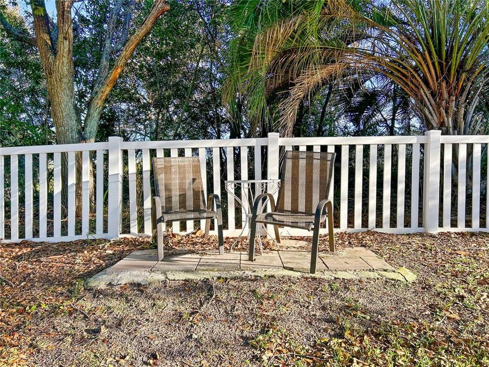 Activo con contrato: $339,900 (3 camas, 2 baños, 2060 Pies cuadrados)