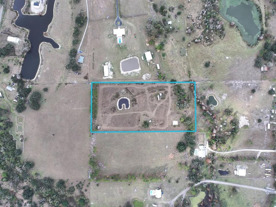 На продажу: $350,000 (6.95 acres)