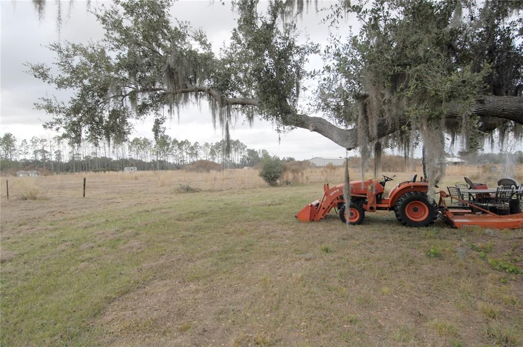 На продажу: $350,000 (6.95 acres)