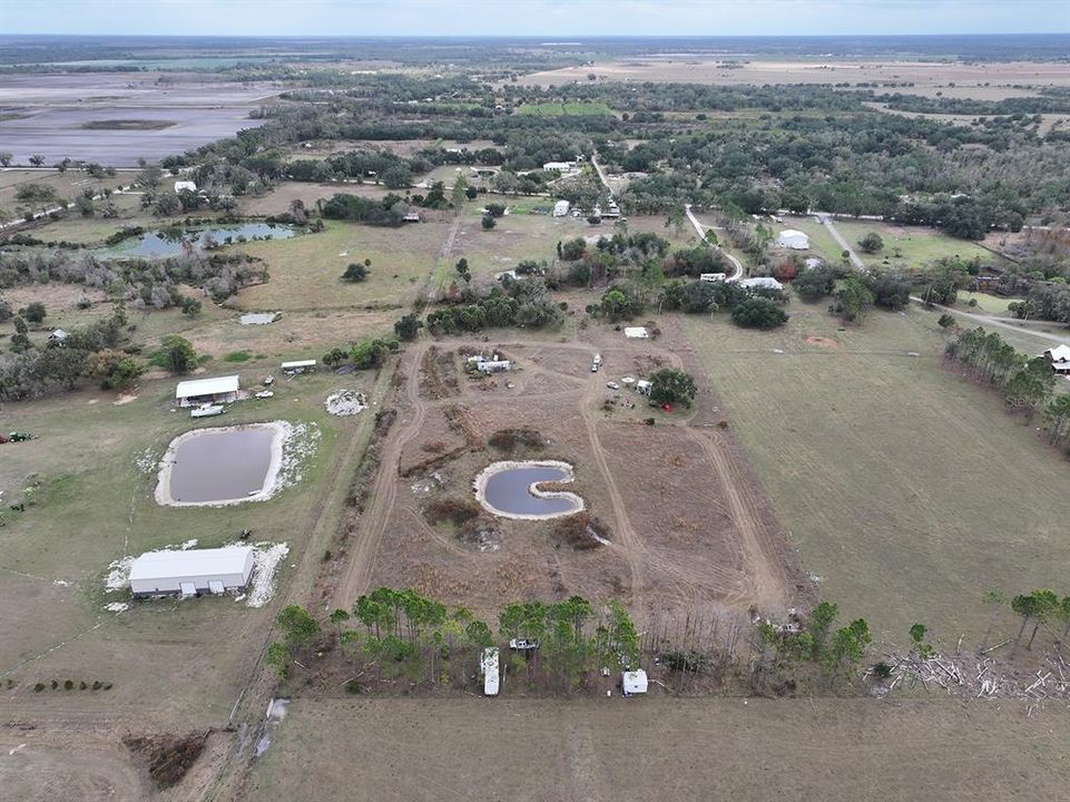 На продажу: $350,000 (6.95 acres)