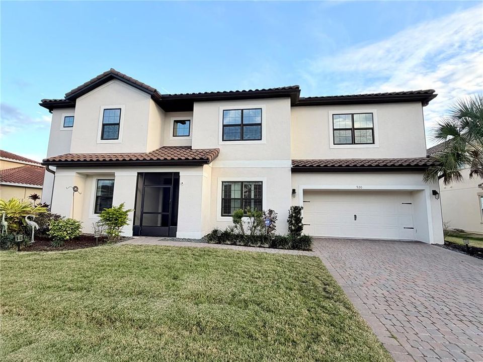 En Venta: $869,000 (5 camas, 4 baños, 4322 Pies cuadrados)