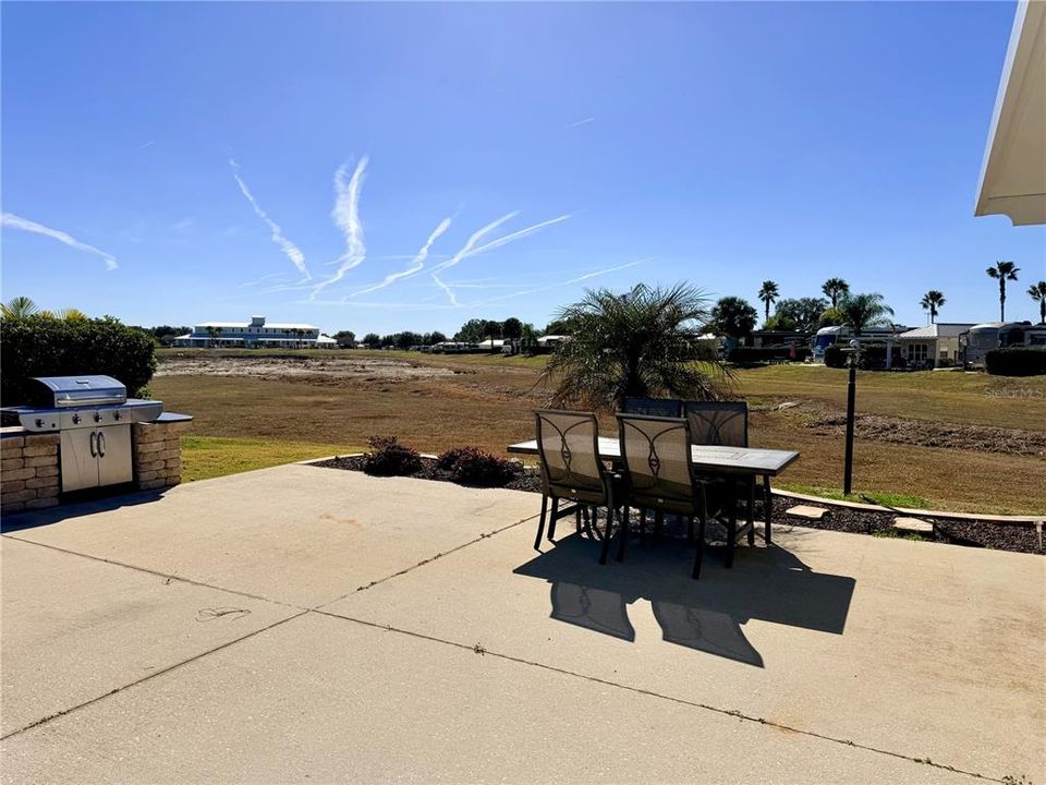 待售: $212,000 (0.15 acres)