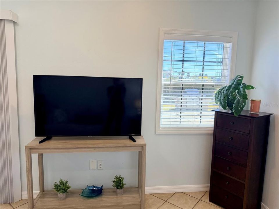 待售: $212,000 (0.15 acres)