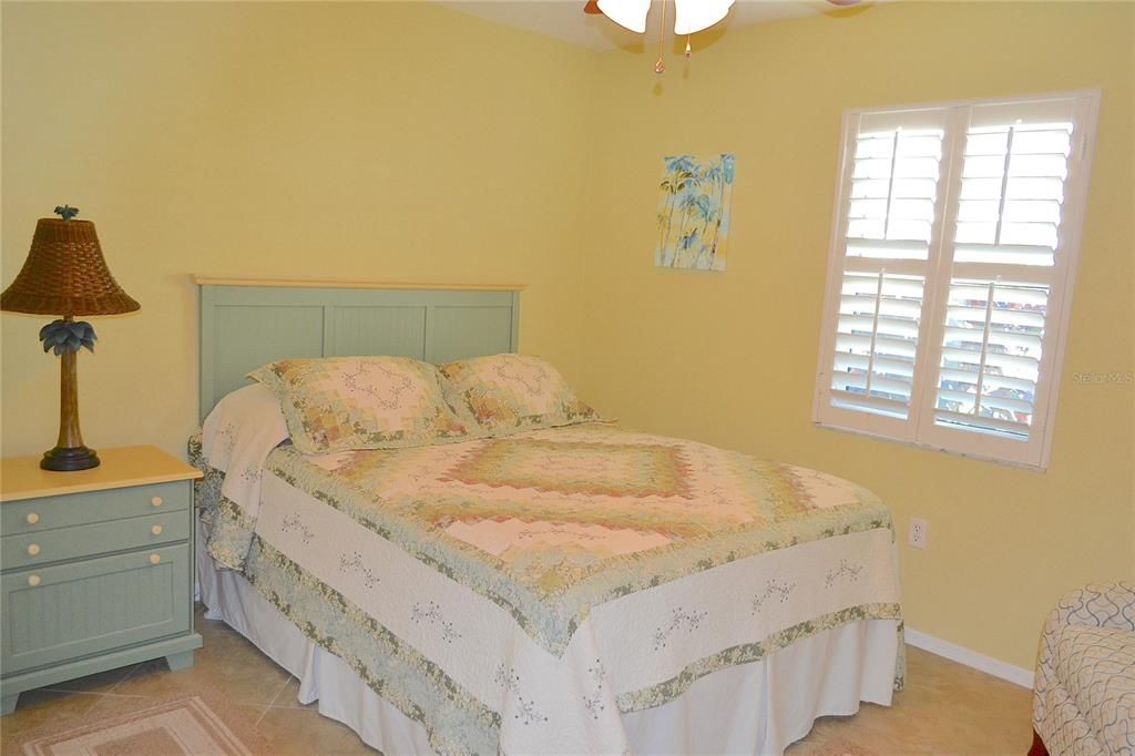 Activo con contrato: $389,500 (3 camas, 2 baños, 1682 Pies cuadrados)
