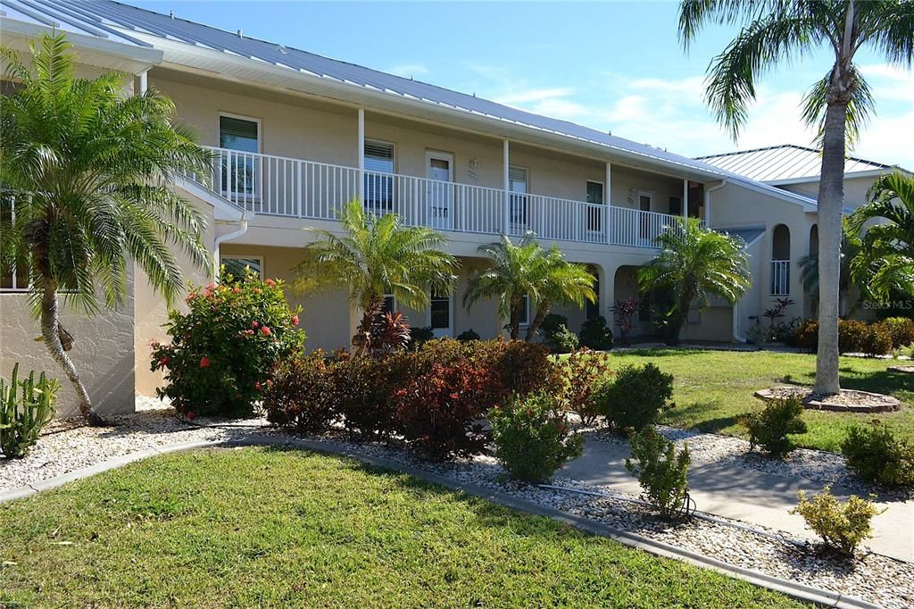 Activo con contrato: $389,500 (3 camas, 2 baños, 1682 Pies cuadrados)