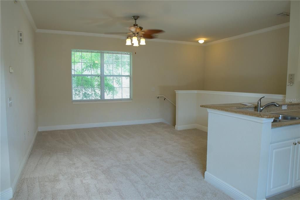 For Rent: $1,795 (2 beds, 1 baths, 966 Square Feet)