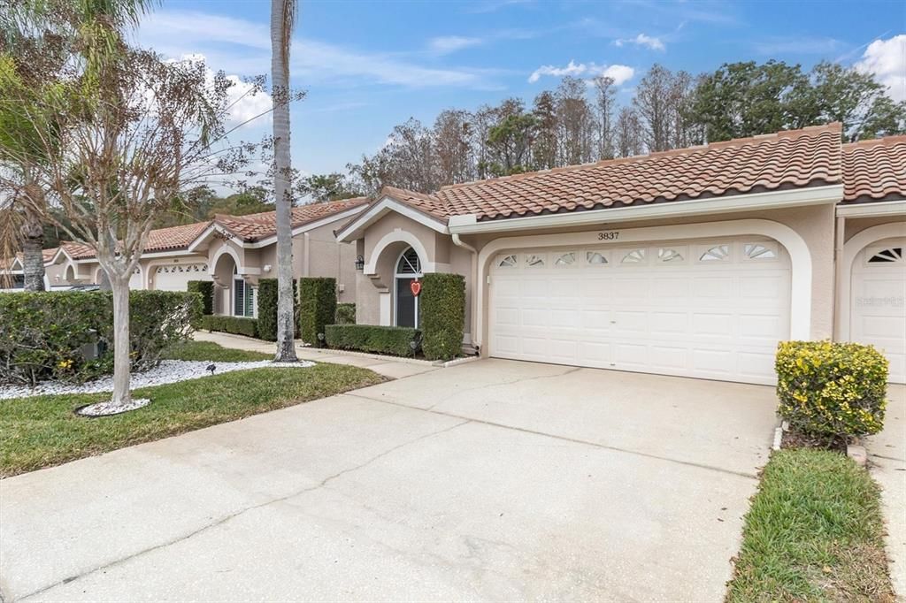 Active With Contract: $439,900 (3 beds, 2 baths, 1659 Square Feet)
