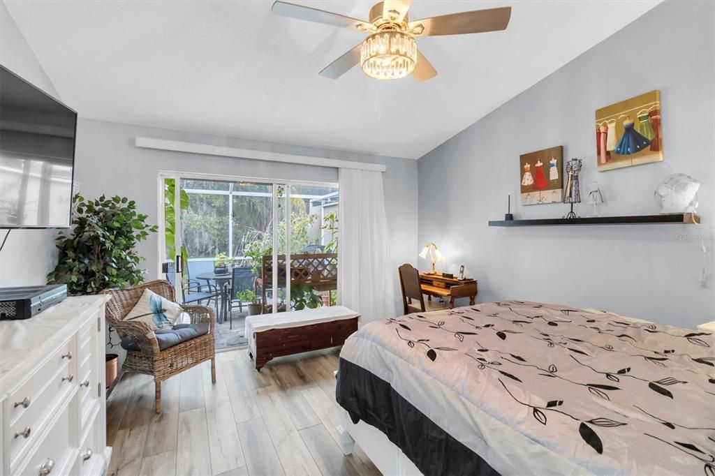 Active With Contract: $439,900 (3 beds, 2 baths, 1659 Square Feet)