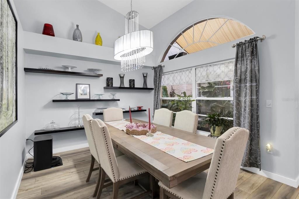 Active With Contract: $439,900 (3 beds, 2 baths, 1659 Square Feet)