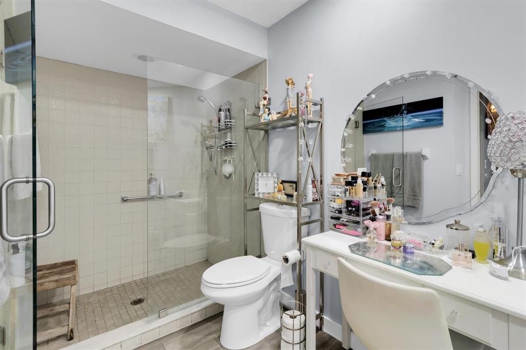 Active With Contract: $439,900 (3 beds, 2 baths, 1659 Square Feet)