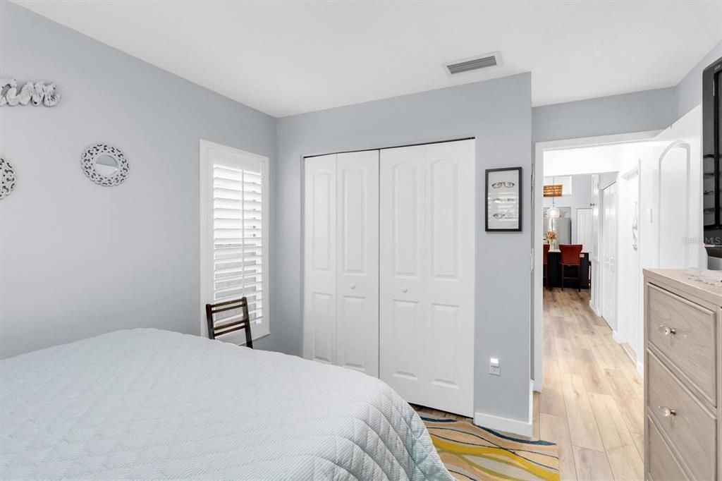 Active With Contract: $439,900 (3 beds, 2 baths, 1659 Square Feet)