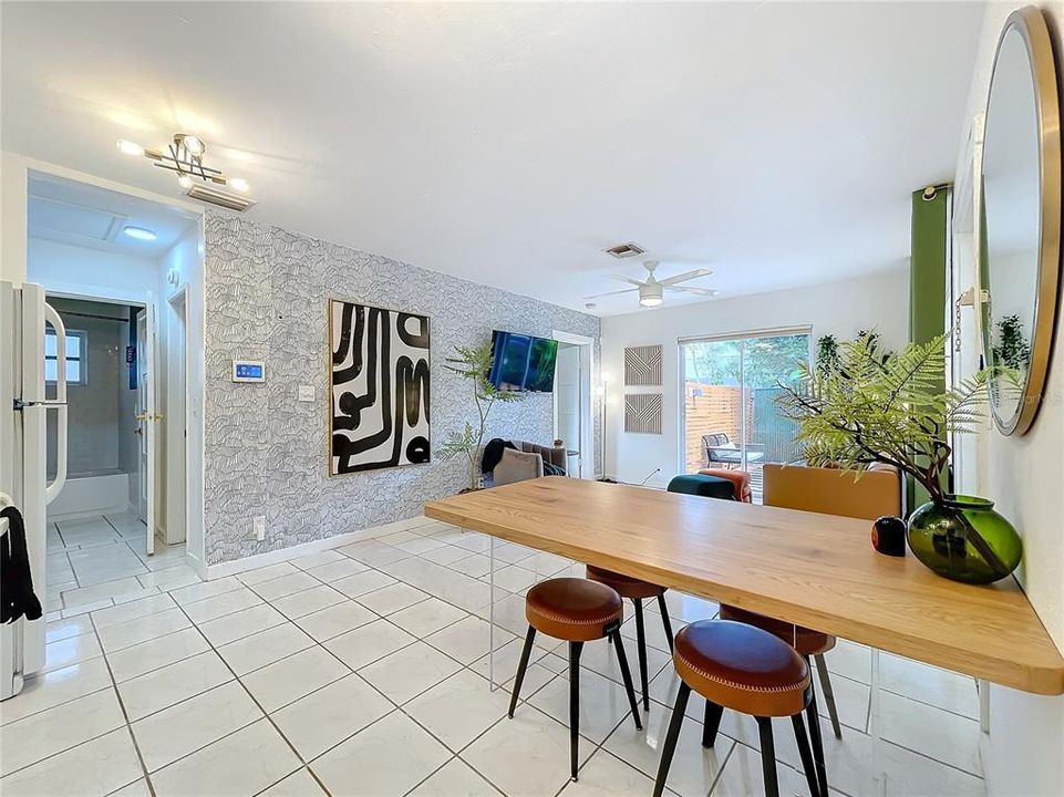 Active With Contract: $700,000 (4 beds, 0 baths, 1400 Square Feet)