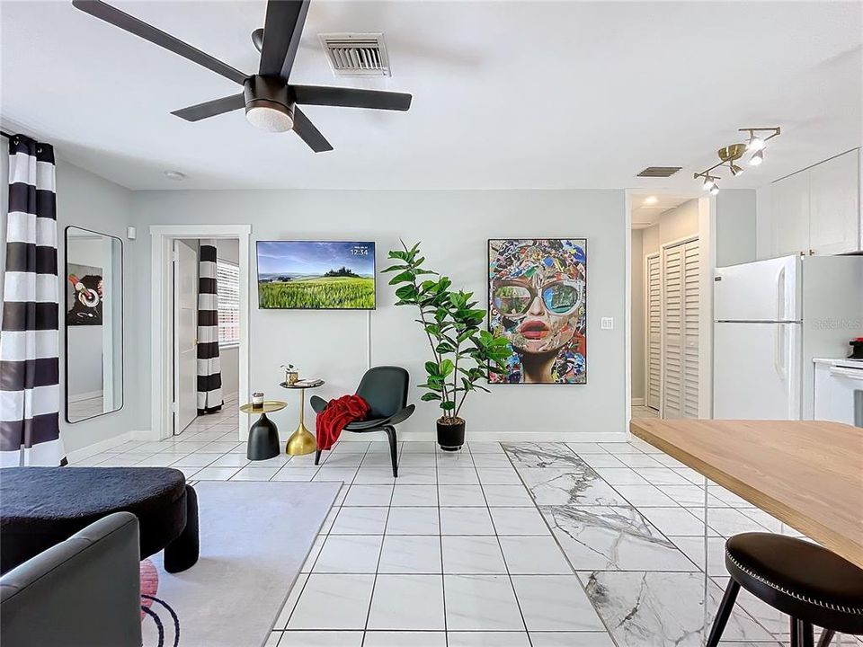 Active With Contract: $700,000 (4 beds, 0 baths, 1400 Square Feet)