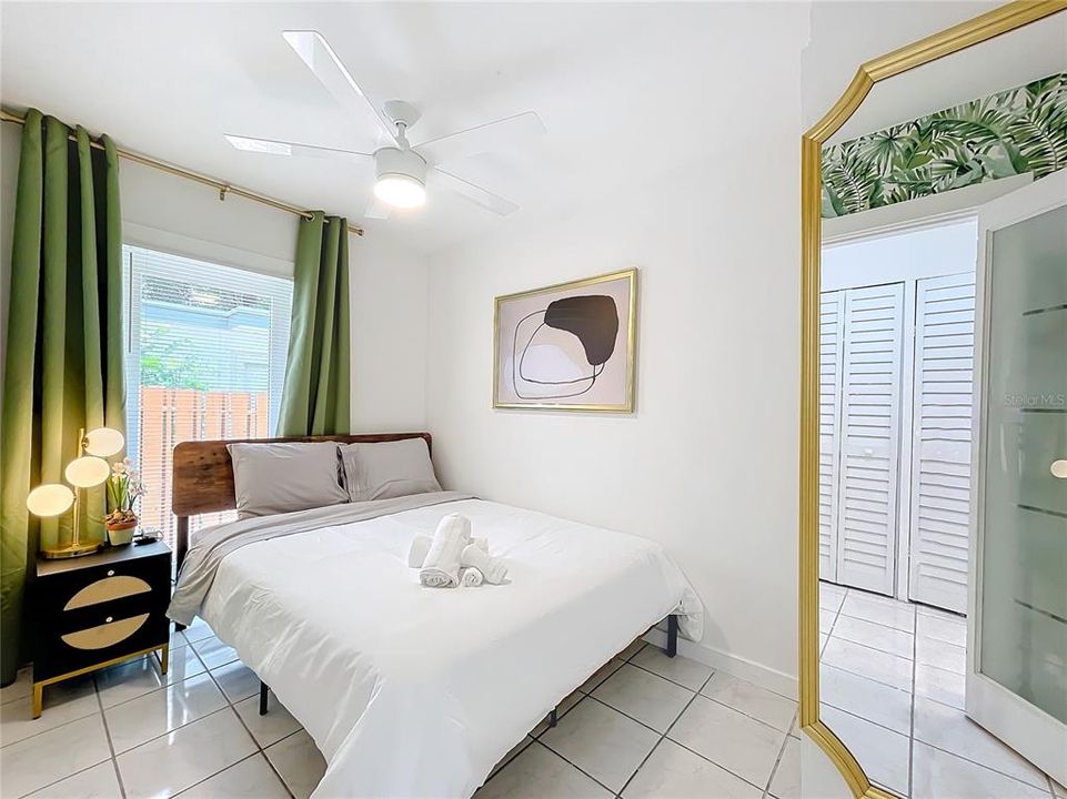 Active With Contract: $700,000 (4 beds, 0 baths, 1400 Square Feet)