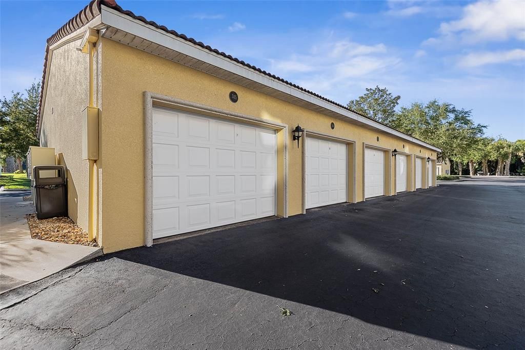 Под контрактом: $485,000 (3 спален, 2 ванн, 1712 Квадратных фут)