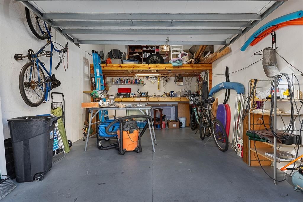 Под контрактом: $485,000 (3 спален, 2 ванн, 1712 Квадратных фут)