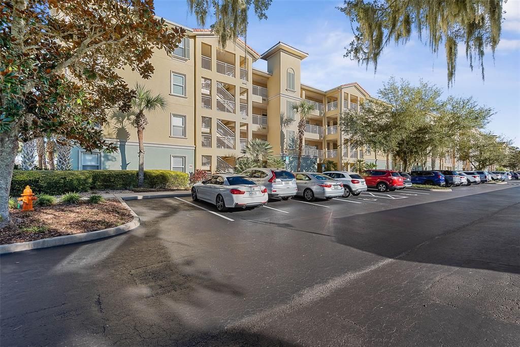 Под контрактом: $485,000 (3 спален, 2 ванн, 1712 Квадратных фут)