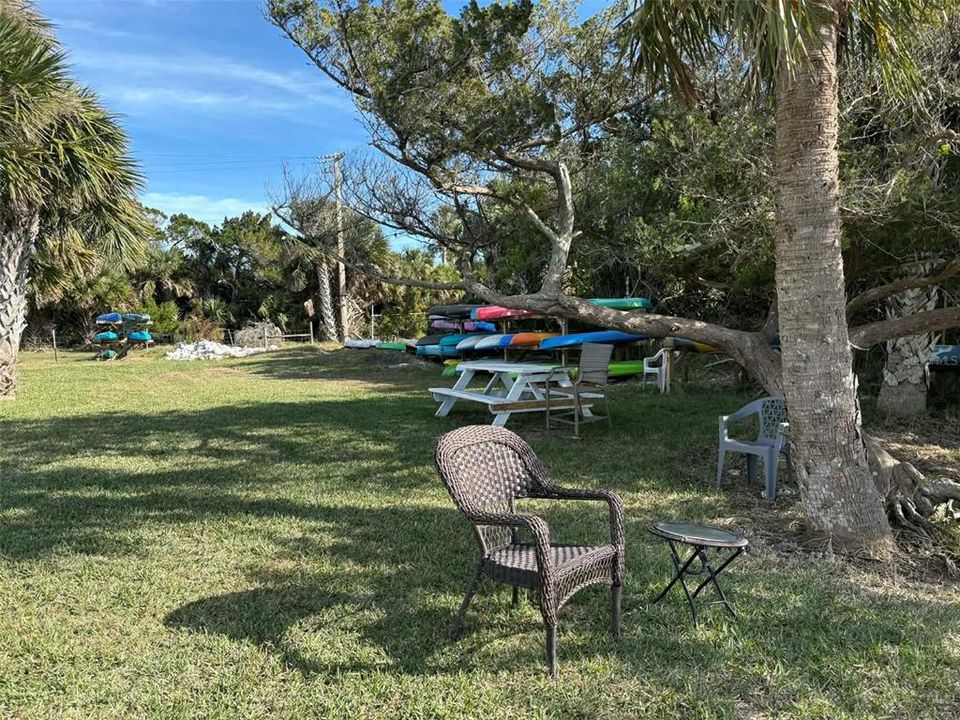Active With Contract: $205,000 (2 beds, 2 baths, 1184 Square Feet)