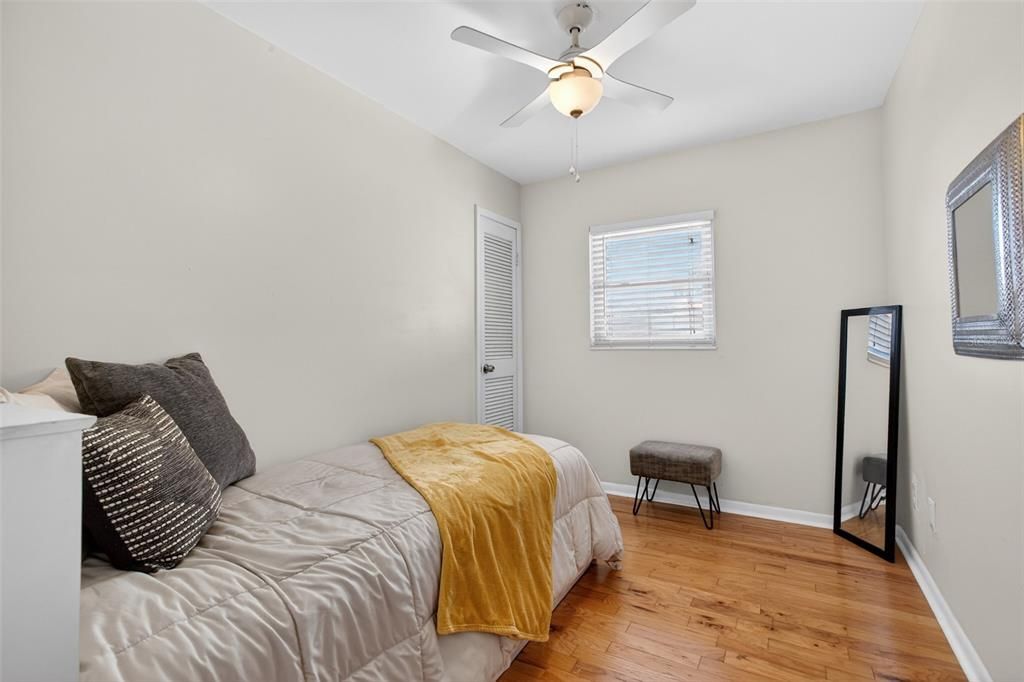 Active With Contract: $700,000 (5 beds, 3 baths, 2639 Square Feet)