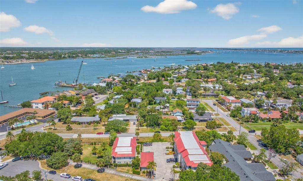 Active With Contract: $700,000 (5 beds, 3 baths, 2639 Square Feet)