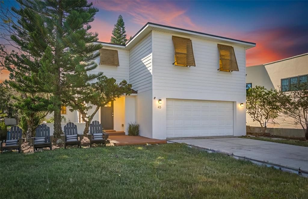 Active With Contract: $700,000 (5 beds, 3 baths, 2639 Square Feet)