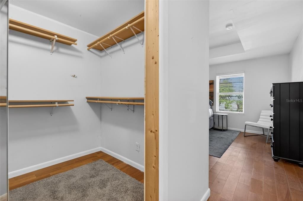 Active With Contract: $700,000 (5 beds, 3 baths, 2639 Square Feet)