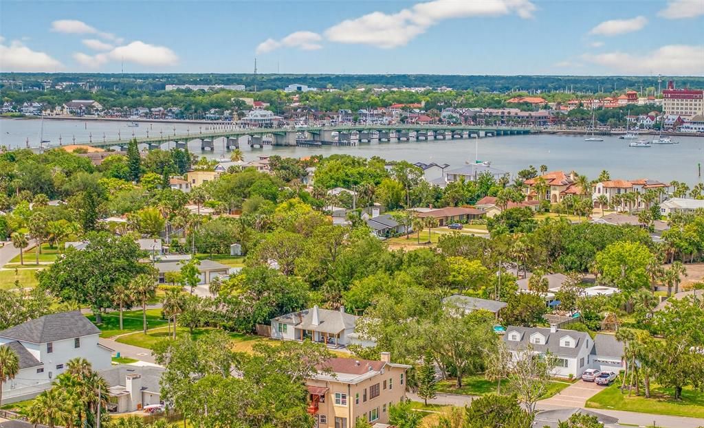 Active With Contract: $700,000 (5 beds, 3 baths, 2639 Square Feet)