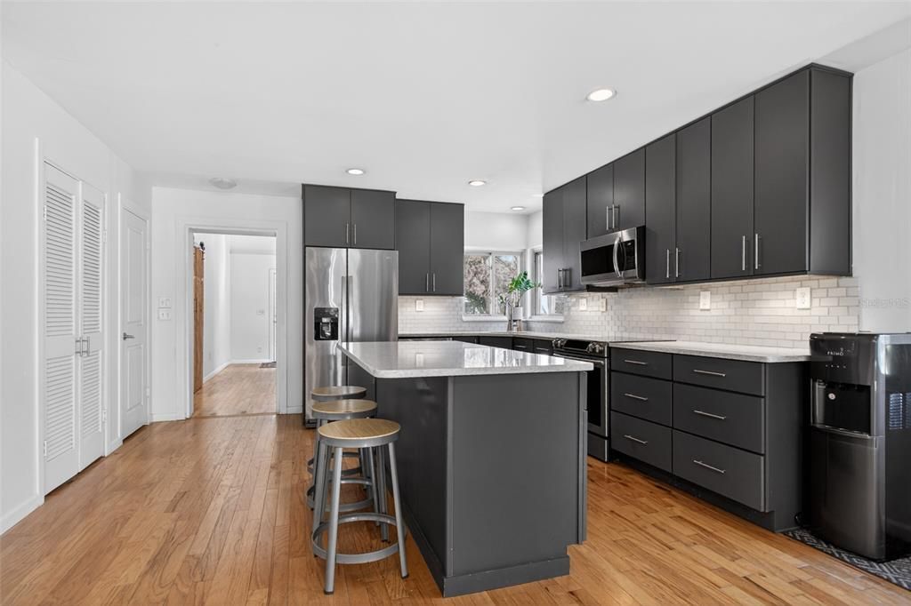 Active With Contract: $700,000 (5 beds, 3 baths, 2639 Square Feet)