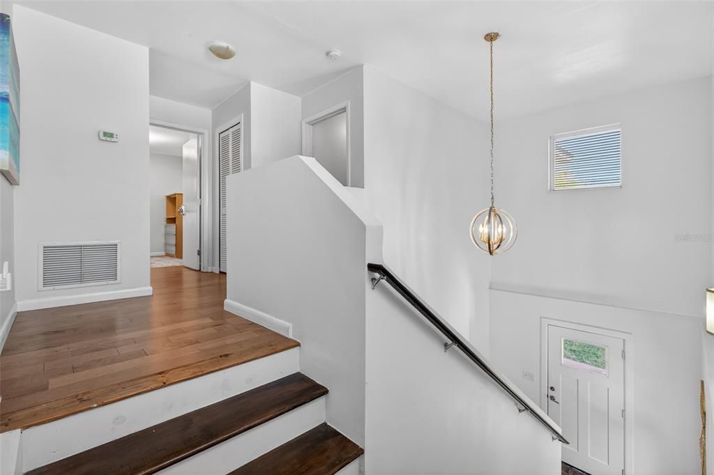 Active With Contract: $700,000 (5 beds, 3 baths, 2639 Square Feet)