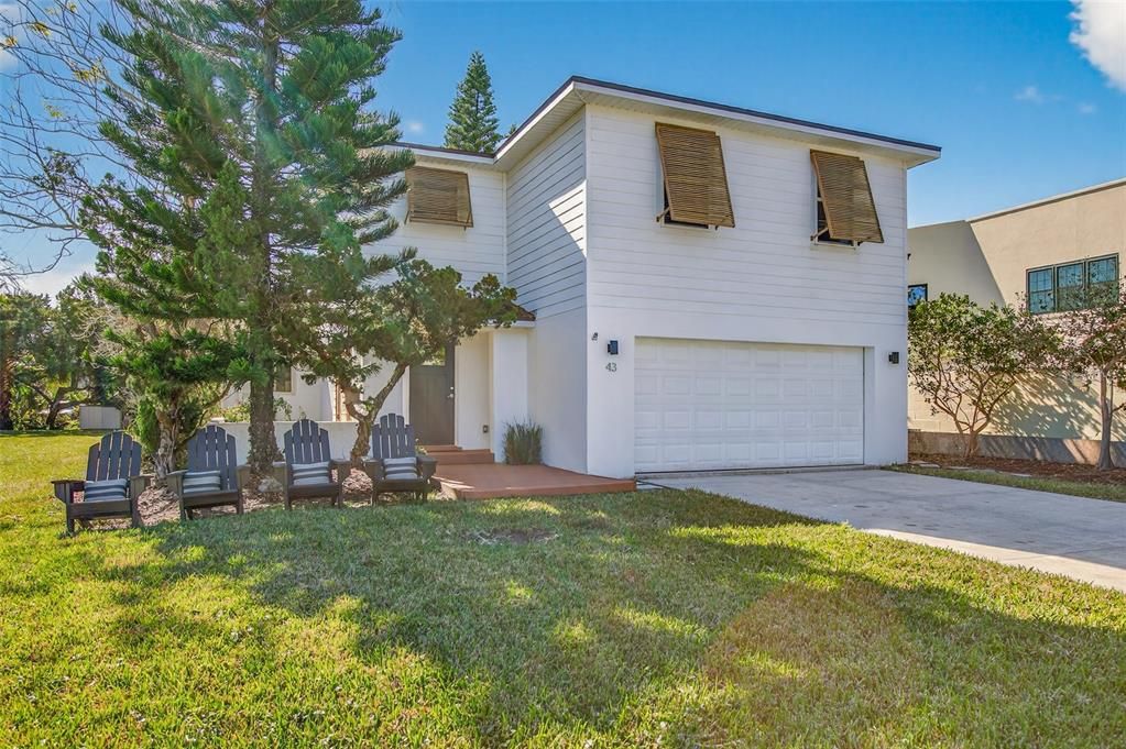 Active With Contract: $700,000 (5 beds, 3 baths, 2639 Square Feet)