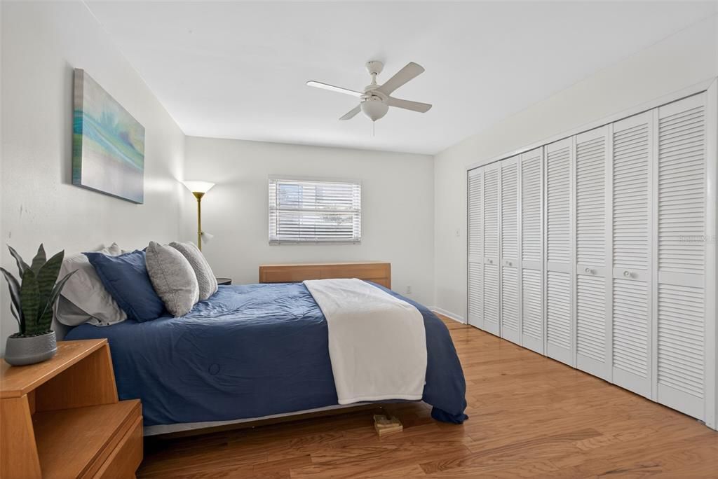 Active With Contract: $700,000 (5 beds, 3 baths, 2639 Square Feet)