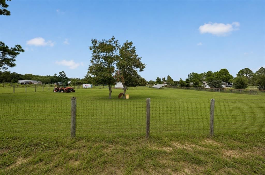 For Sale: $428,000 (4 beds, 2 baths, 1560 Square Feet)